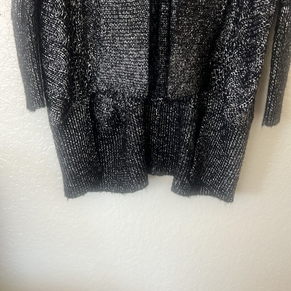 Black and Gray Cardigan Sweater with Metallic Shimmer XXL - Picture 4 of 6